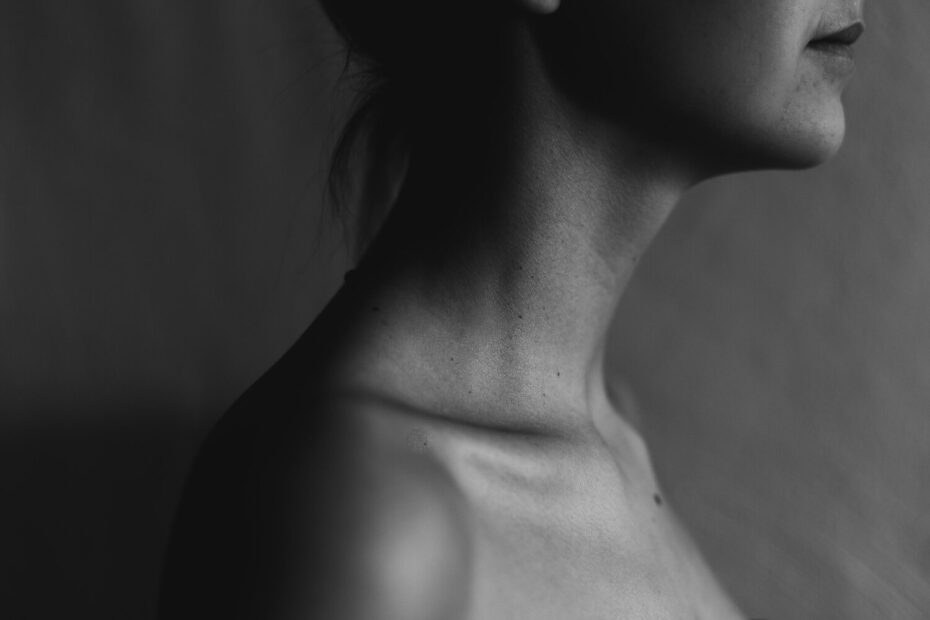 woman's neck and thyroid