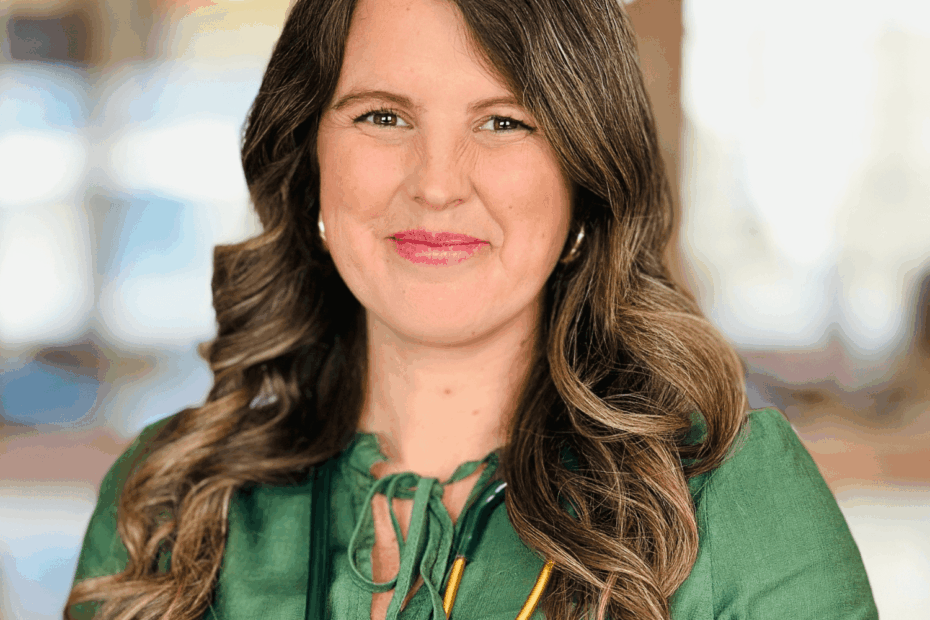 Dr. Kendal Hanson
